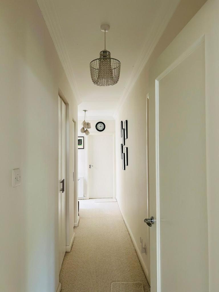 Serene Spacious Room Staines-upon-Thames Ngoại thất bức ảnh