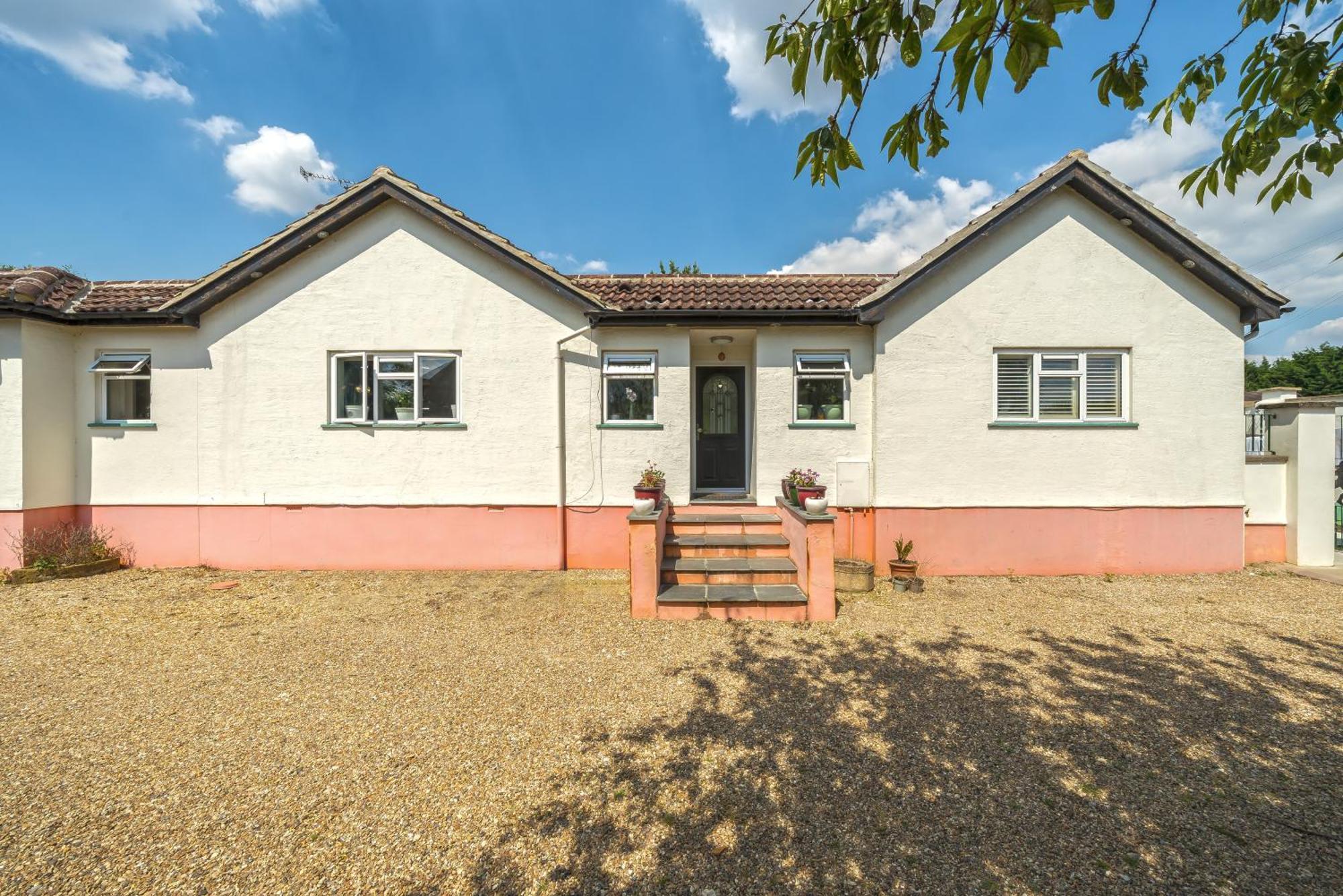 Serene Spacious Room Staines-upon-Thames Ngoại thất bức ảnh