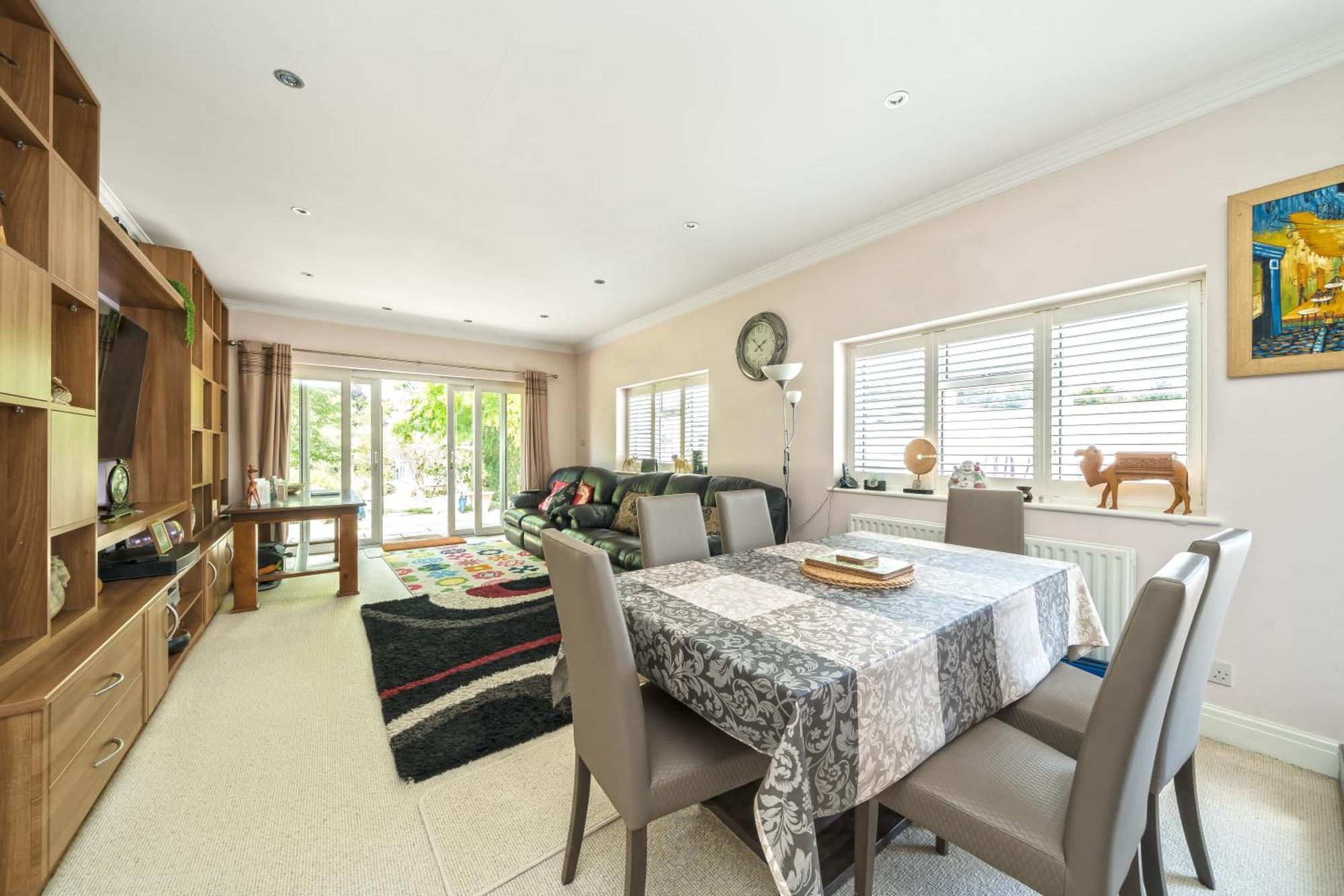 Serene Spacious Room Staines-upon-Thames Ngoại thất bức ảnh